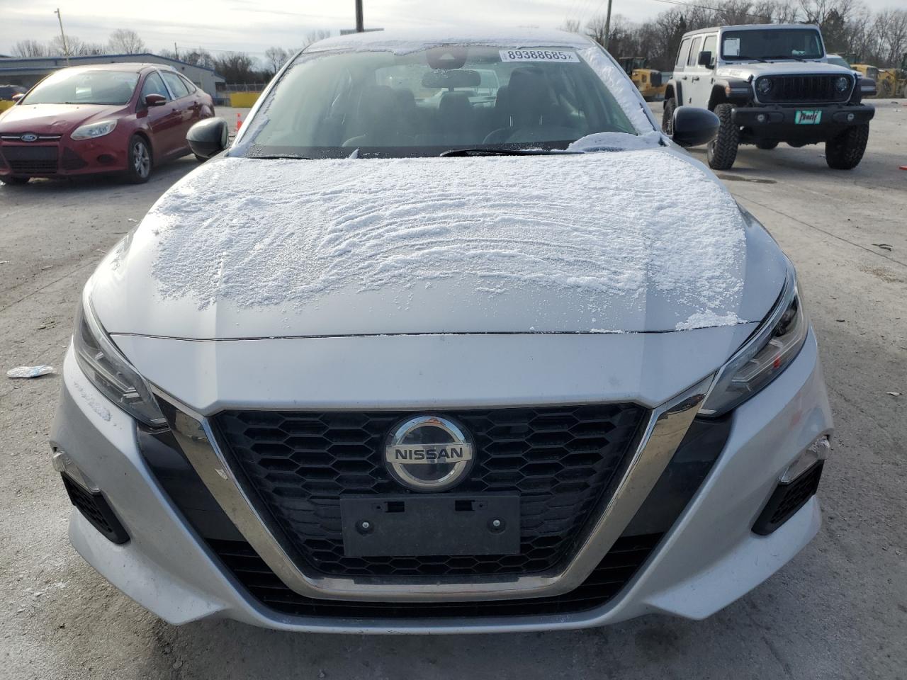 2022 Nissan Altima - Image 5