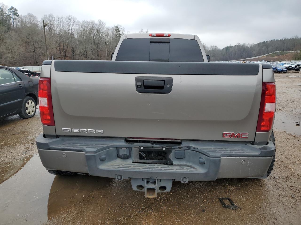 2012 GMC Sierra - Image 6
