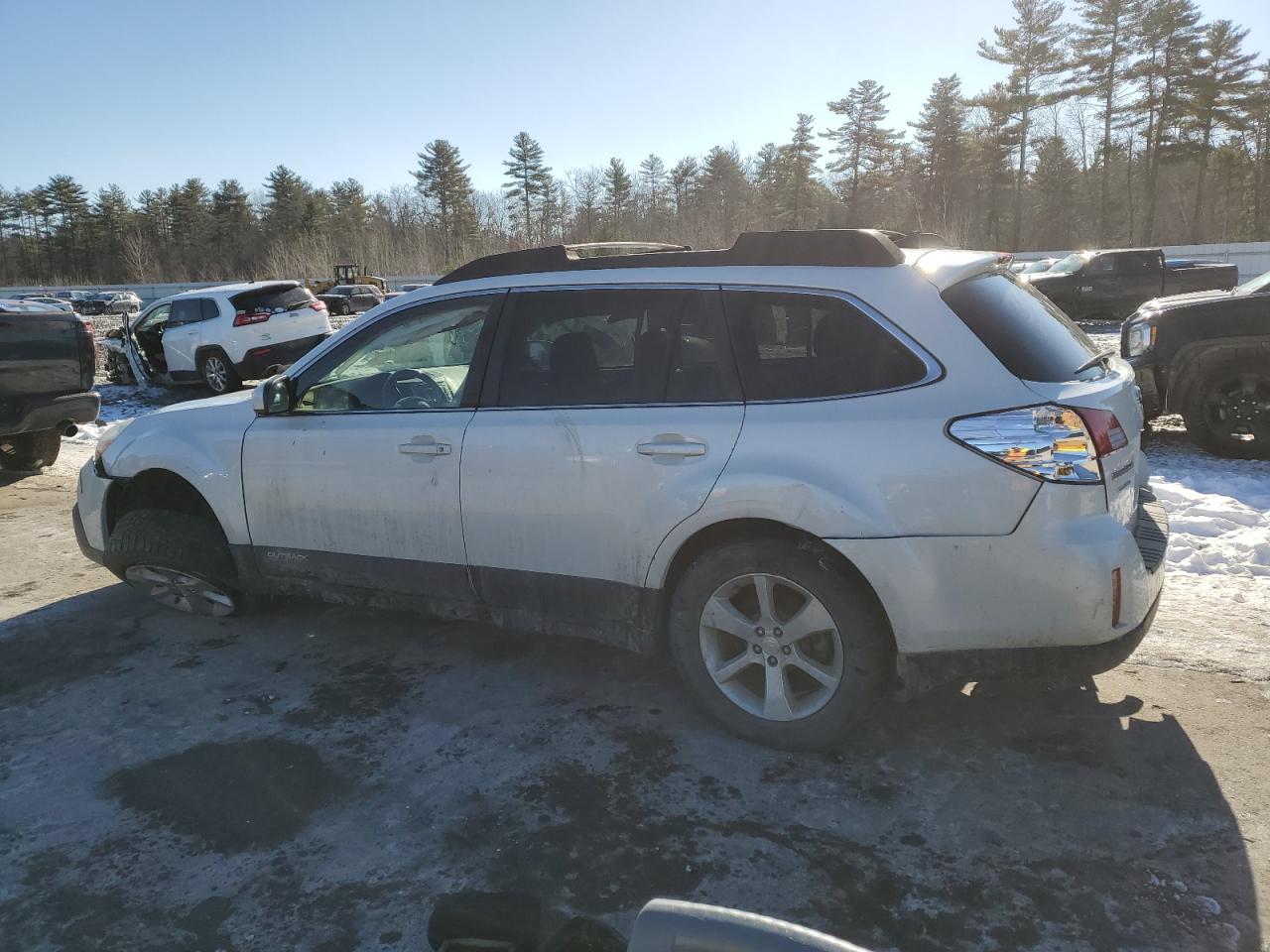 2013 Subaru Outback - Image 2