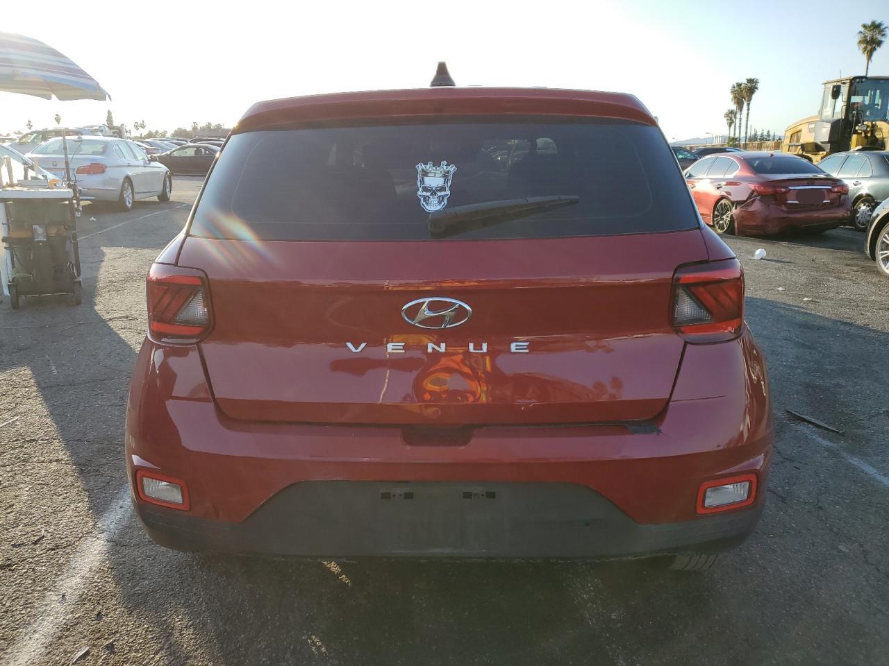 2020 Hyundai Venue - Image 6