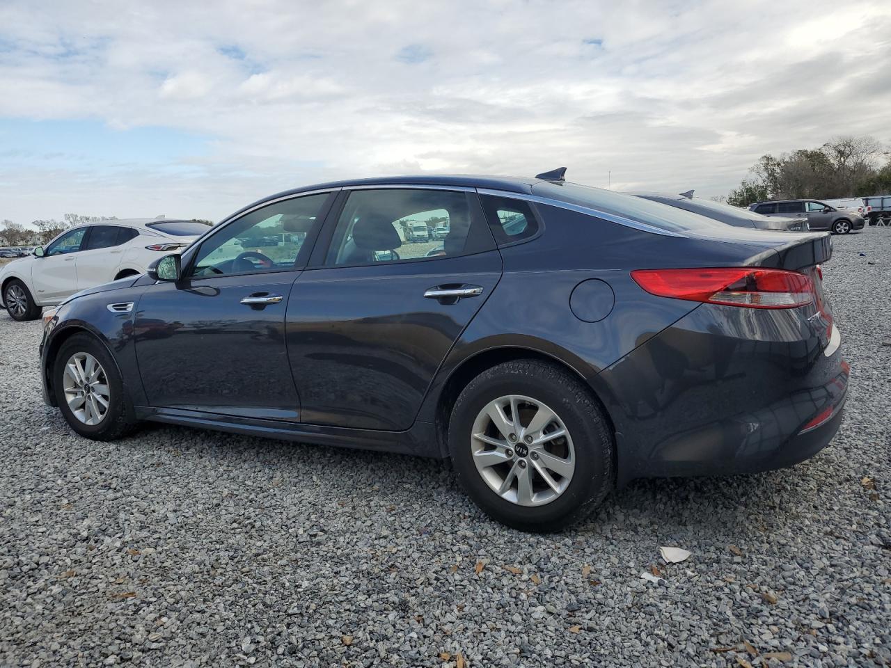 2017 Kia Optima - Image 2