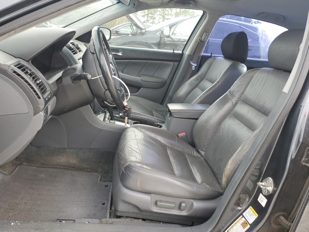 2004 Honda Accord - Image 7