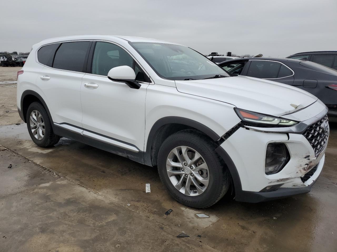 2020 Hyundai Santa Fe - Image 4