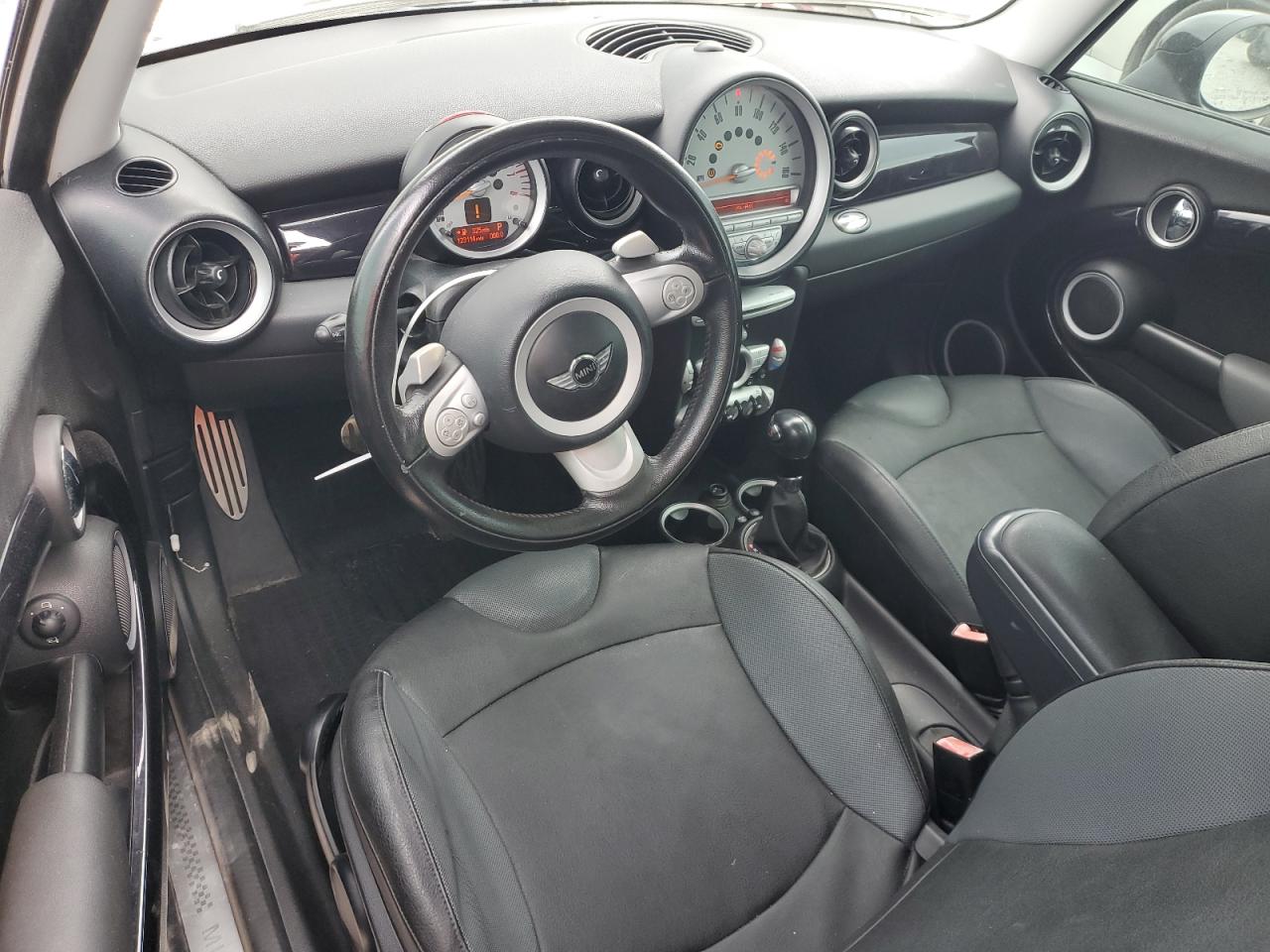 2009 MINI Cooper - Image 8