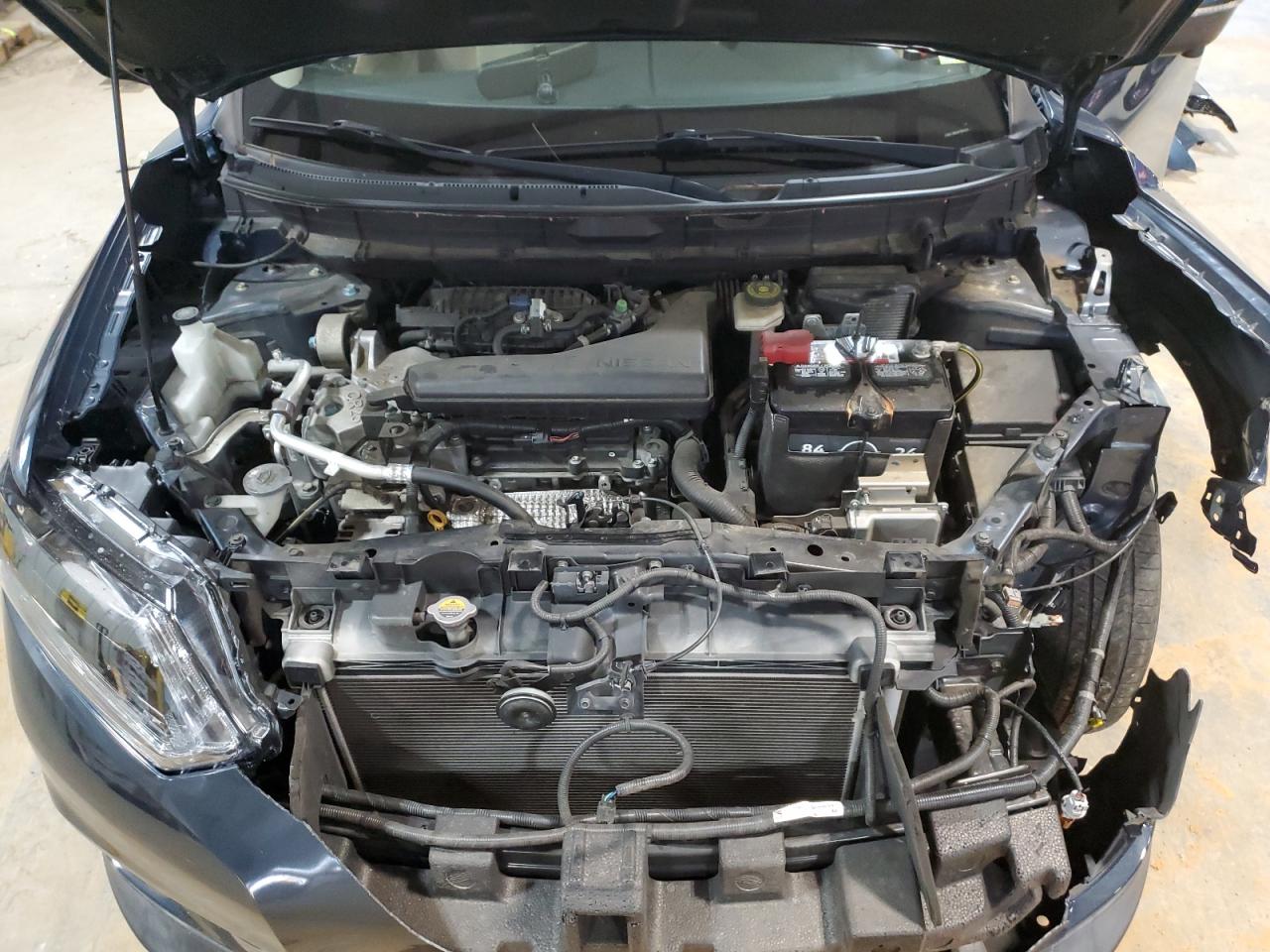 2015 Nissan Rogue - Image 12