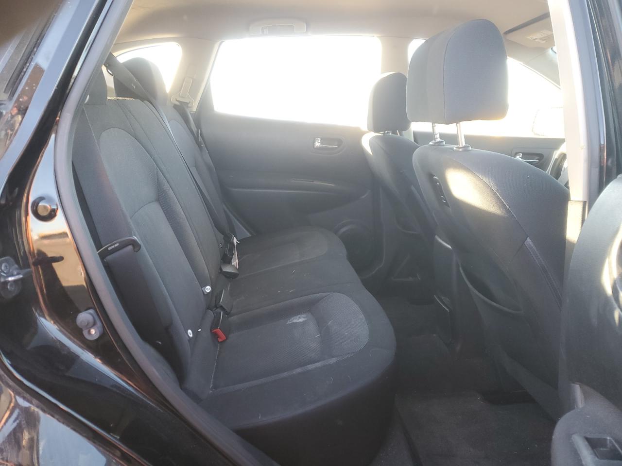 2013 Nissan Rogue - Image 11
