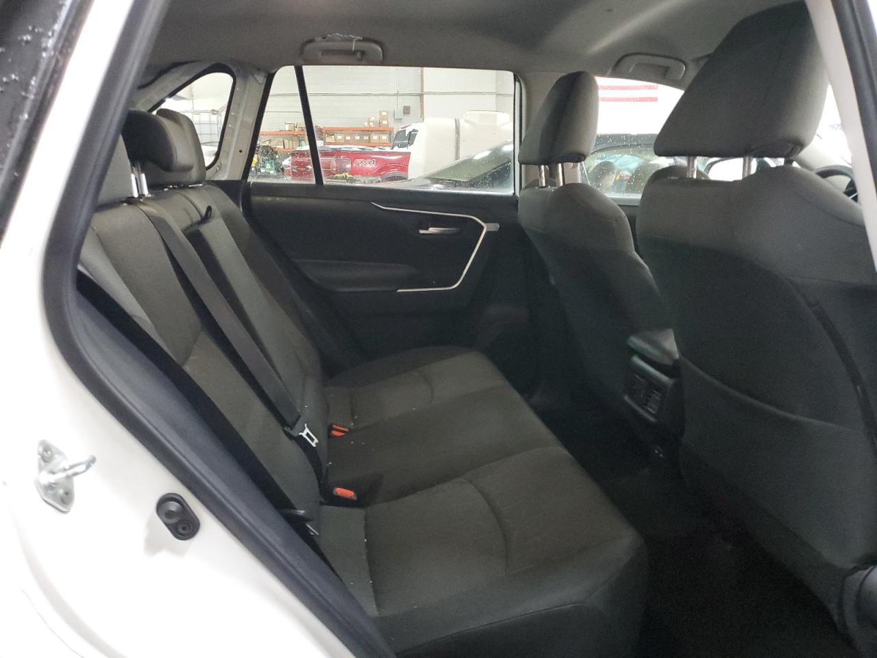 2022 Toyota RAV 4 - Image 11