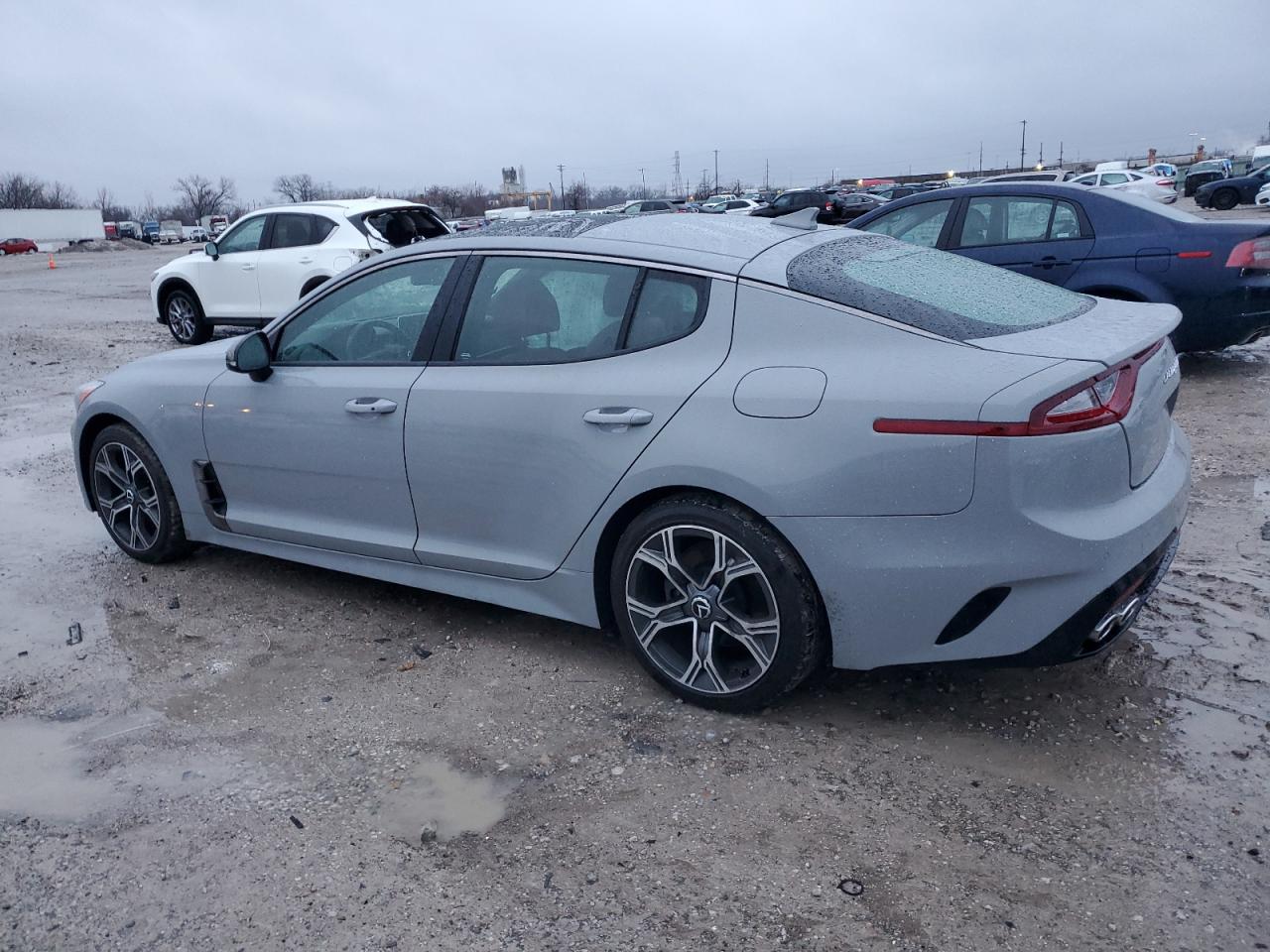 2021 Kia Stinger - Image 2