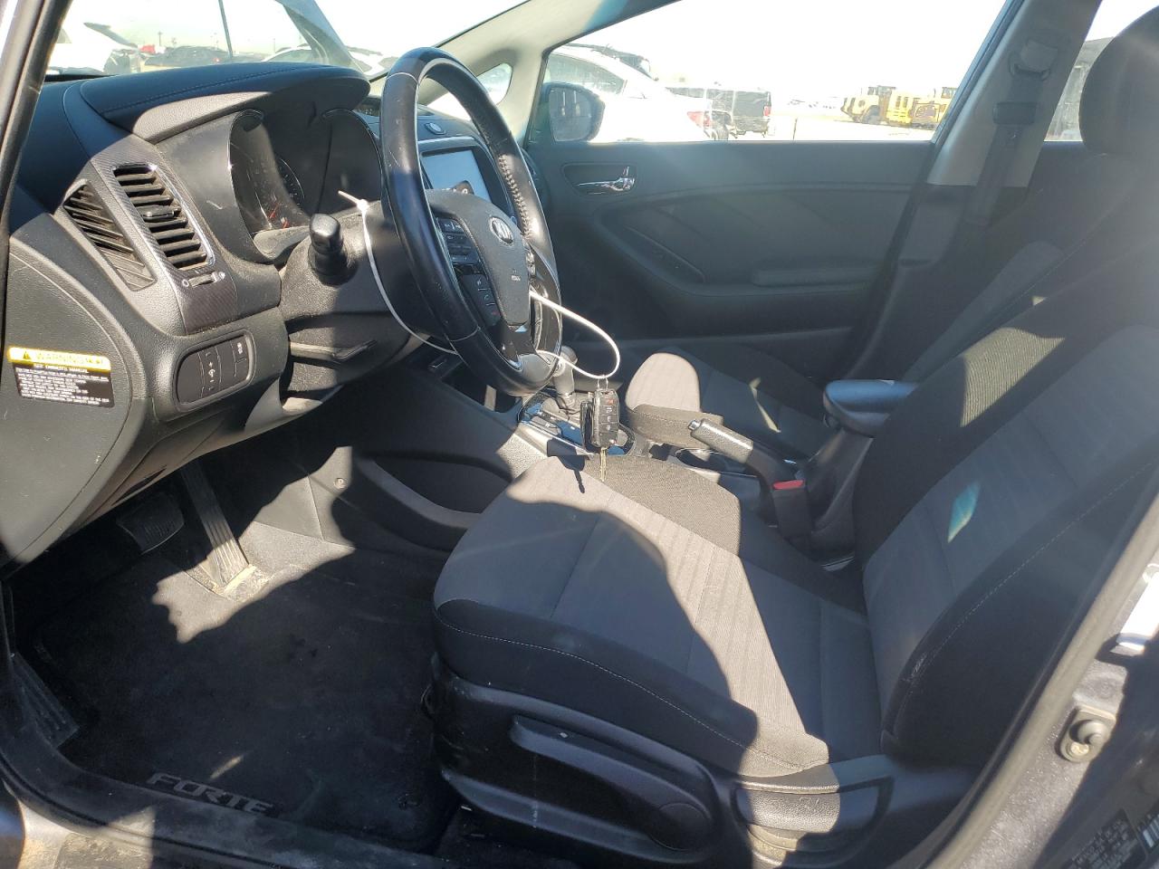 2018 Kia Forte - Image 7