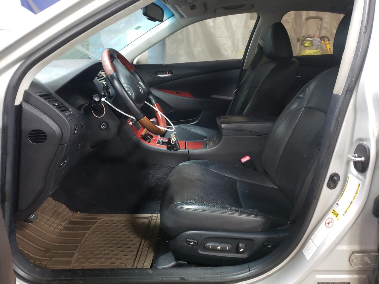 2009 Lexus ES - Image 7