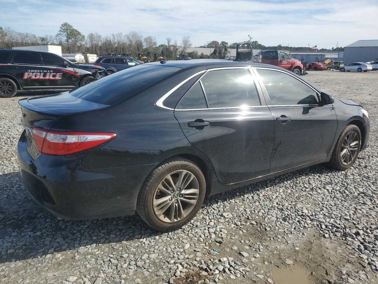 2015 Toyota Camry - Image 3