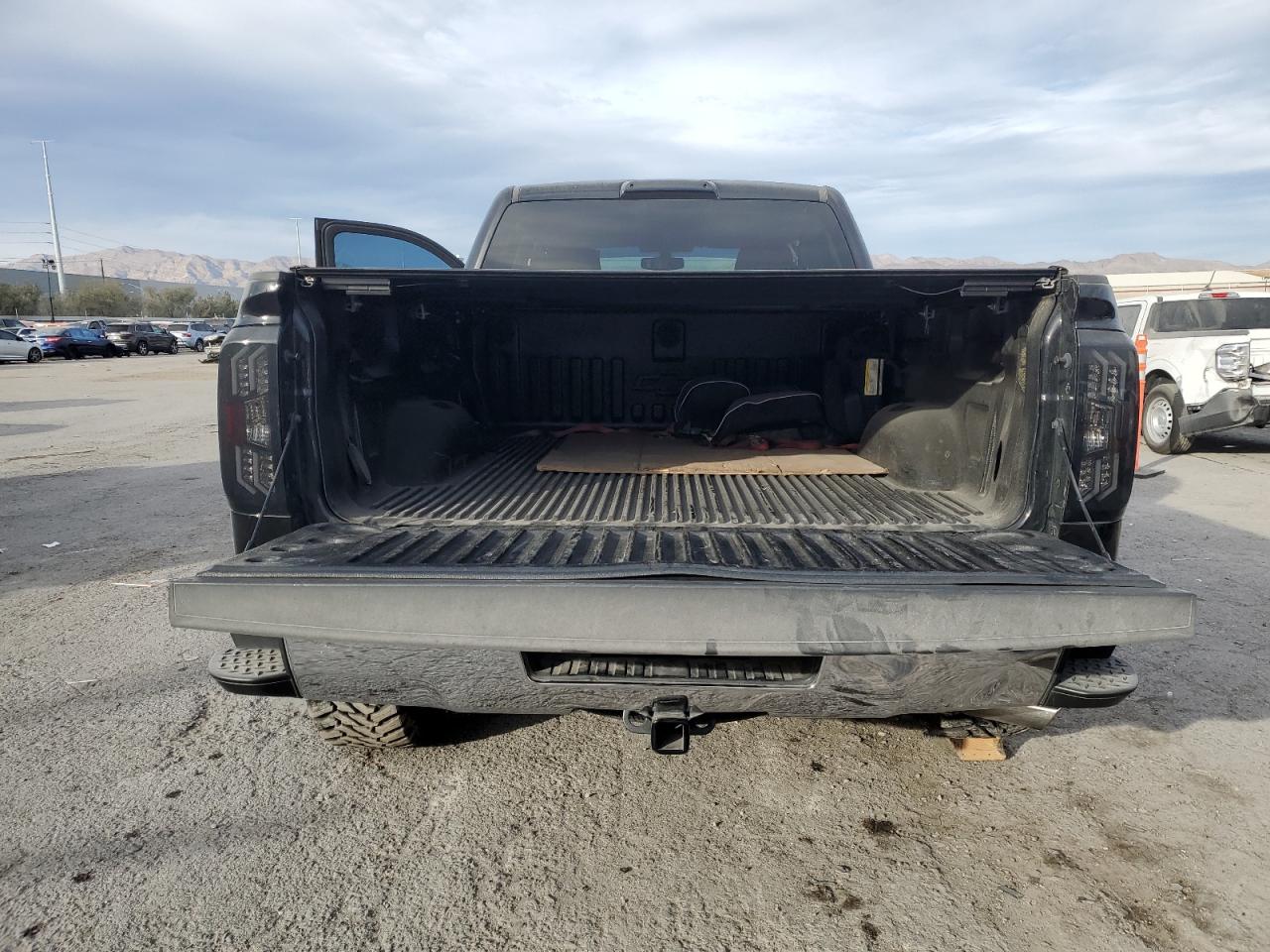2019 Chevrolet Silverado - Image 6