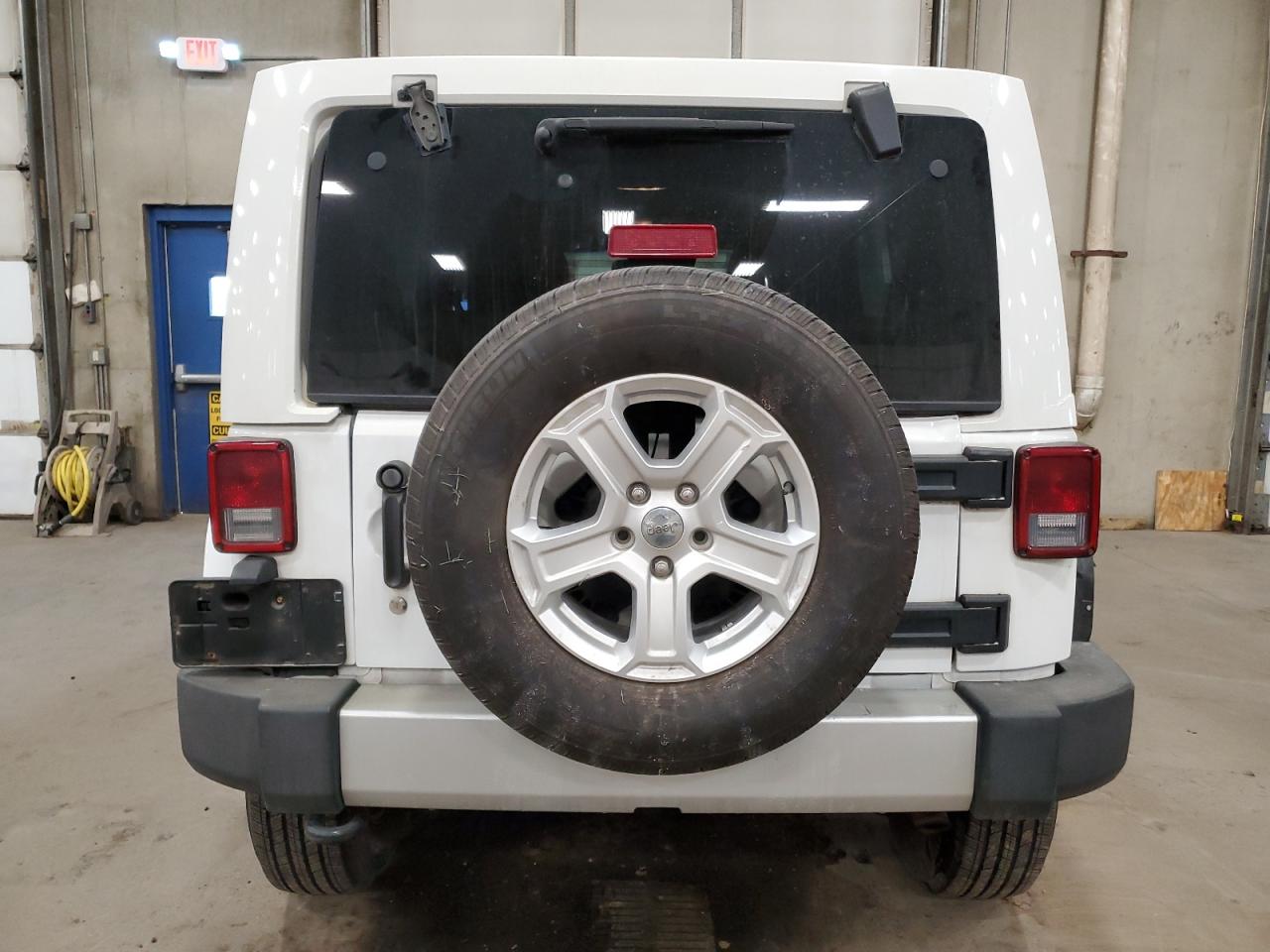 2011 Jeep Wrangler - Image 6