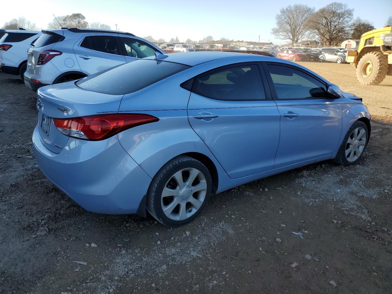 2013 Hyundai Elantra - Image 3