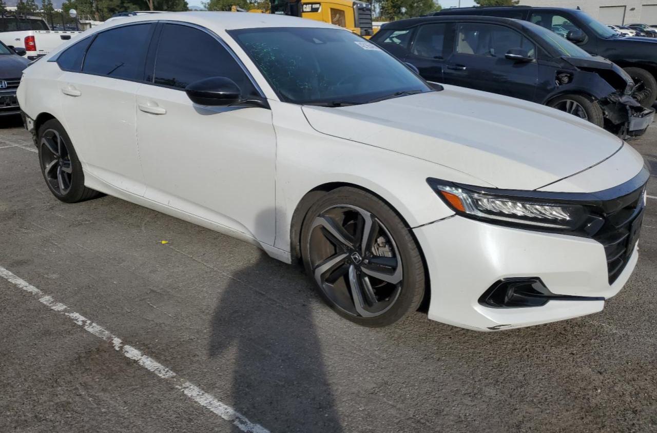 2022 Honda Accord - Image 4