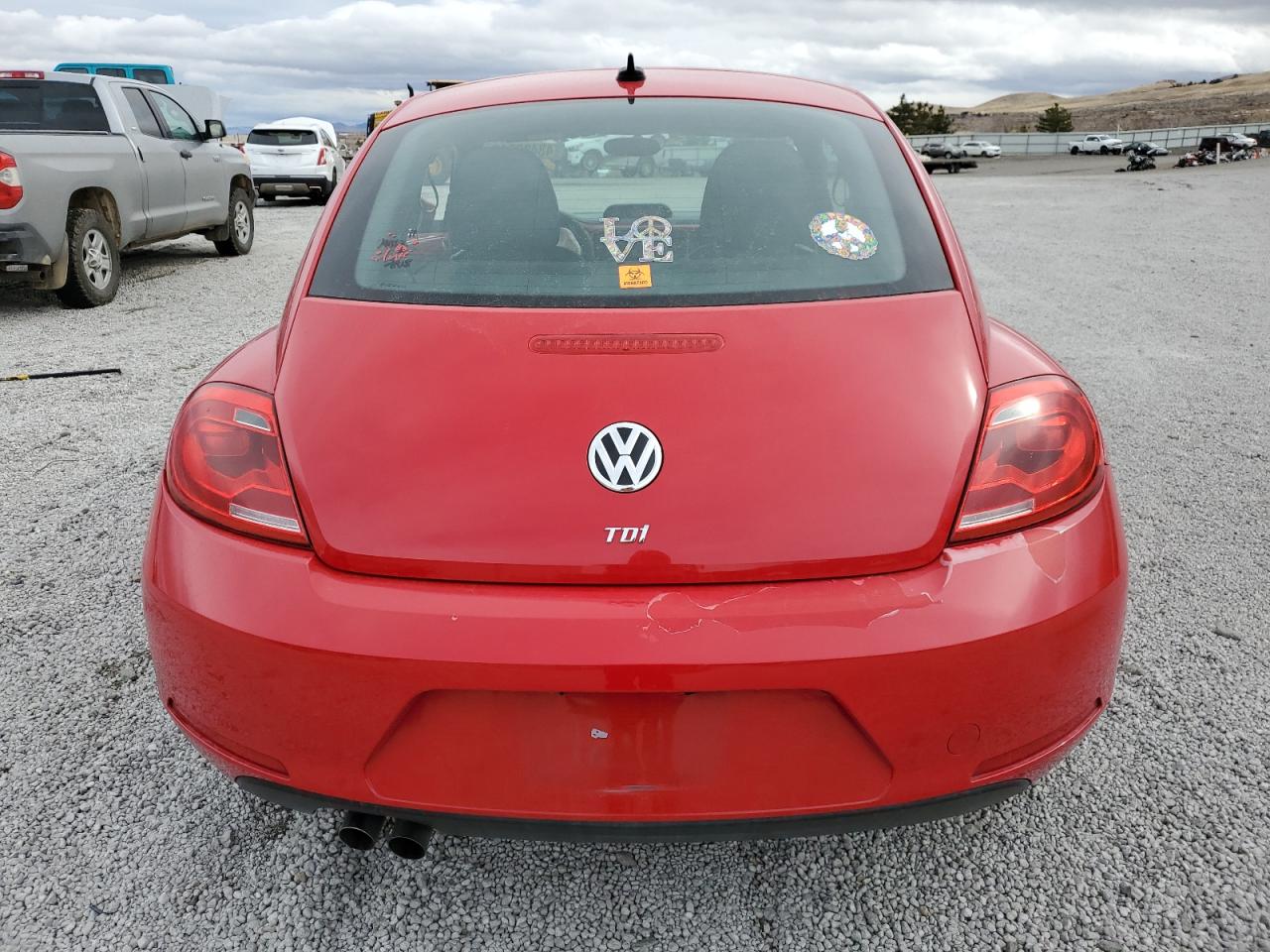2015 Volkswagen Beetle - Image 6