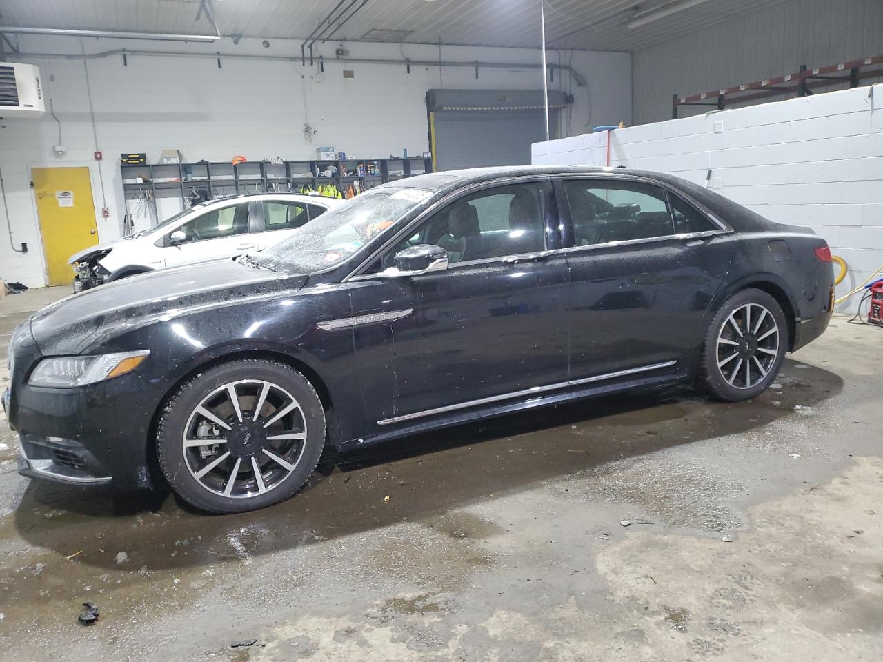 2019 Lincoln Continental - Image 1