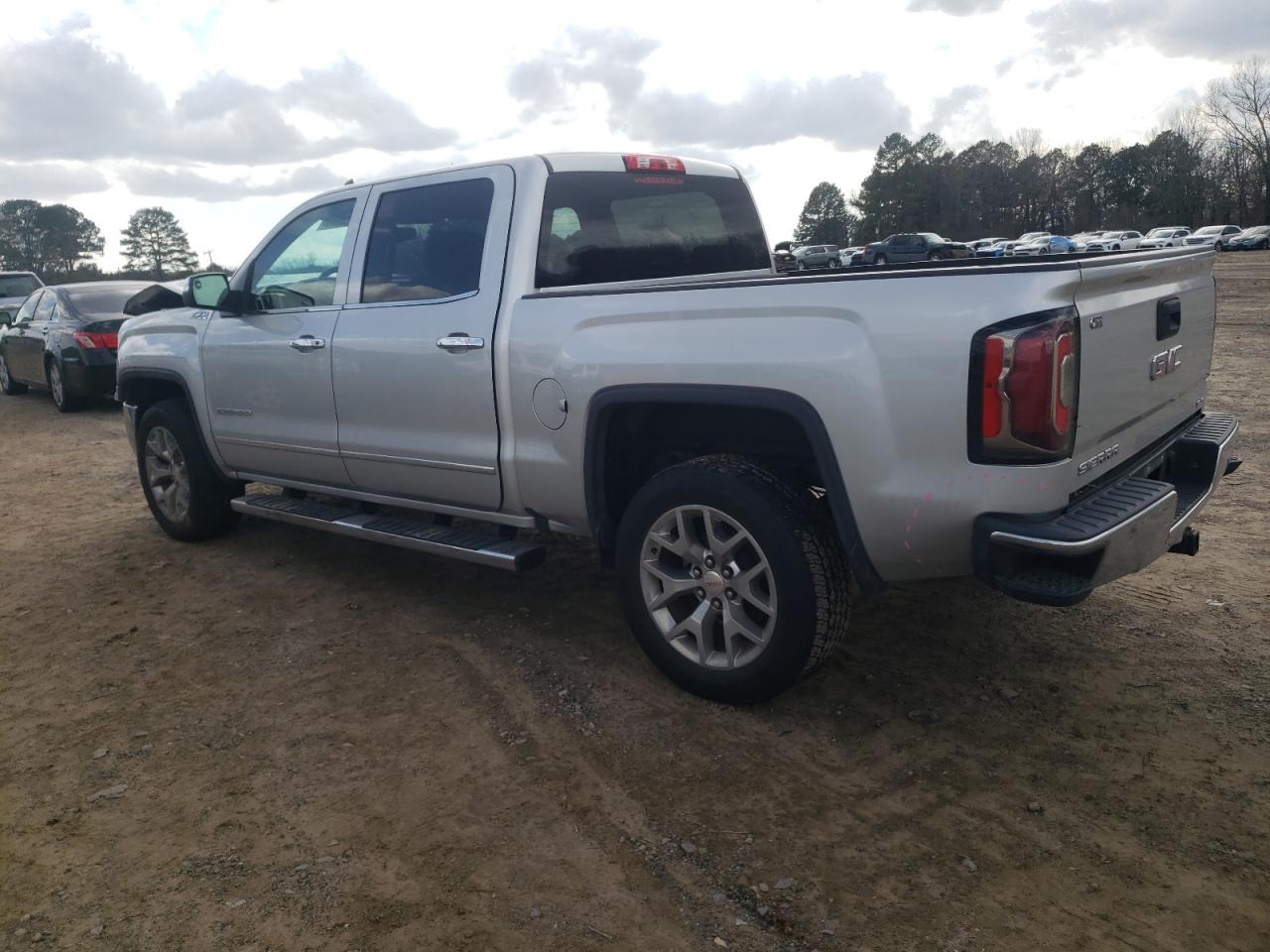 2017 GMC Sierra - Image 2