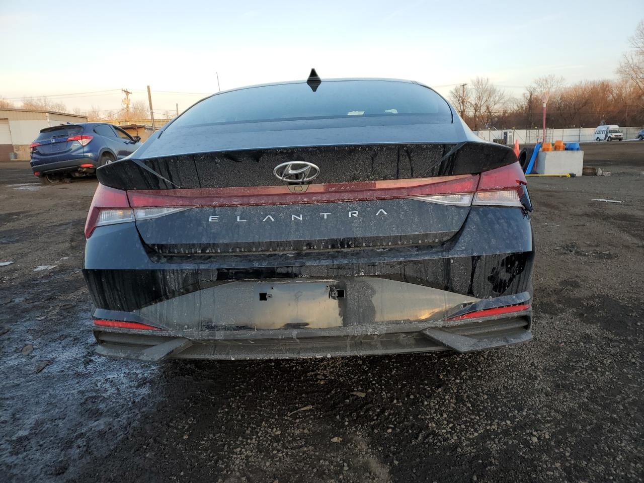 2023 Hyundai Elantra - Image 6