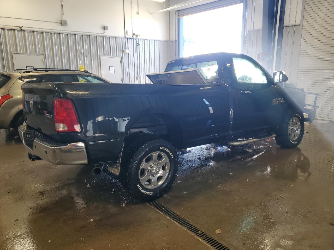 2018 RAM 2500 - Image 3