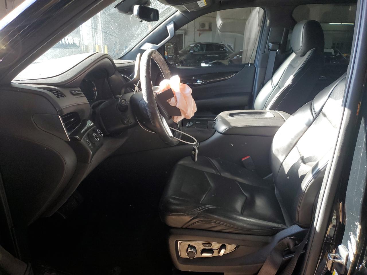 2020 Cadillac Escalade - Image 7