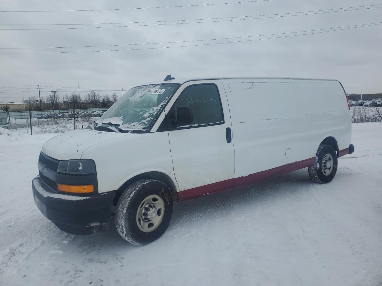 VIN 1GCWGBFG4J1191407 2018 CHEVROLET EXPRESS no.1