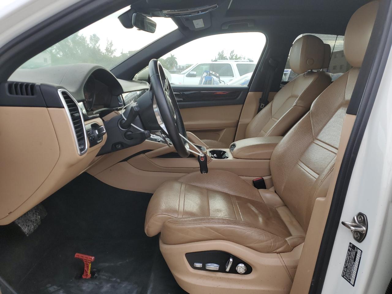 2019 Porsche Cayenne - Image 7