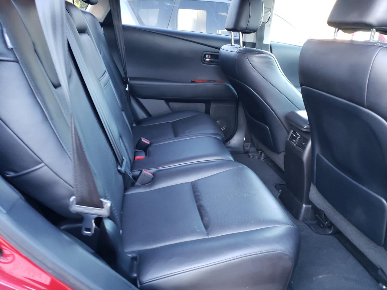 2010 Lexus RX - Image 11