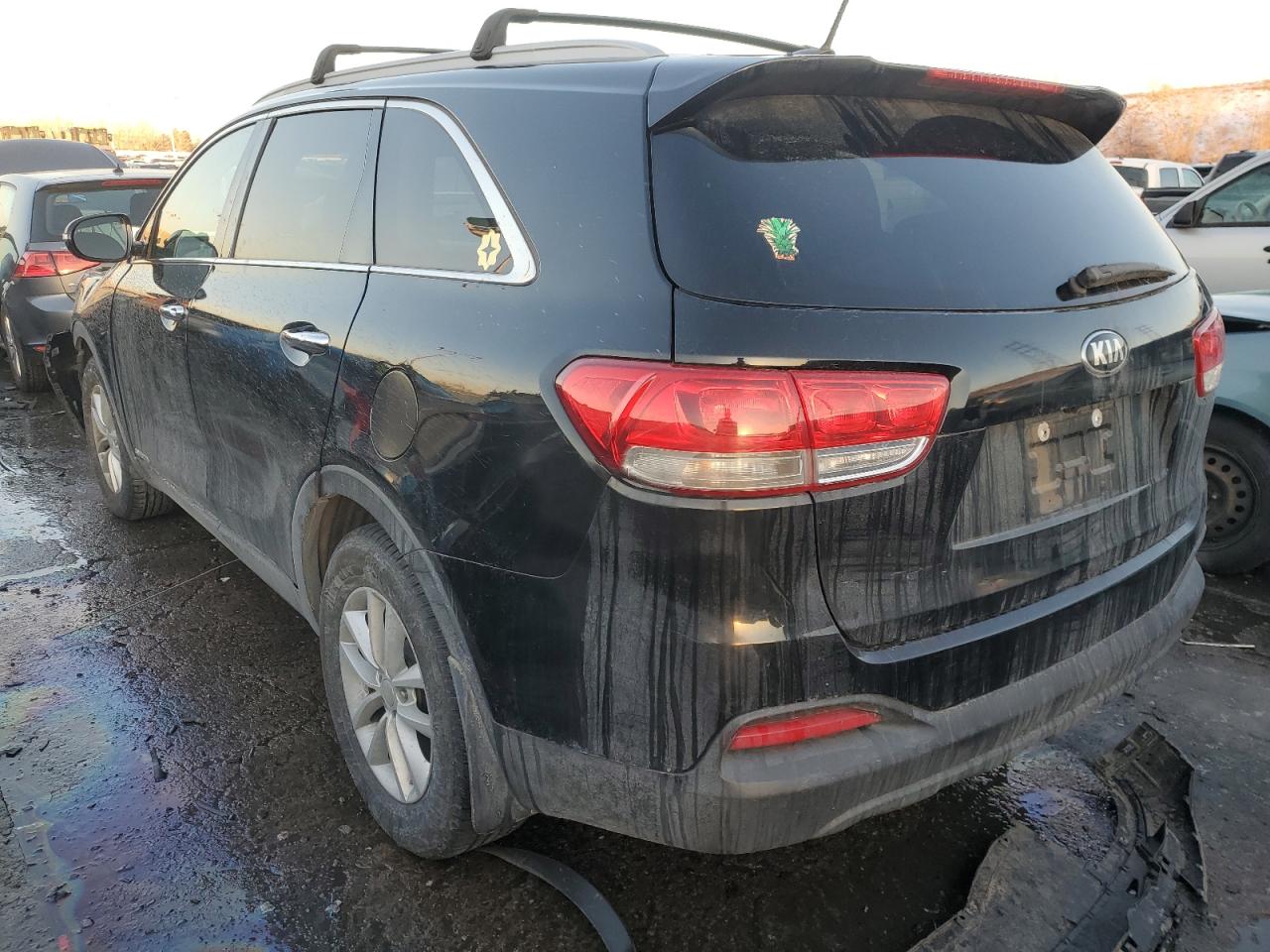 2017 Kia Sorento - Image 2