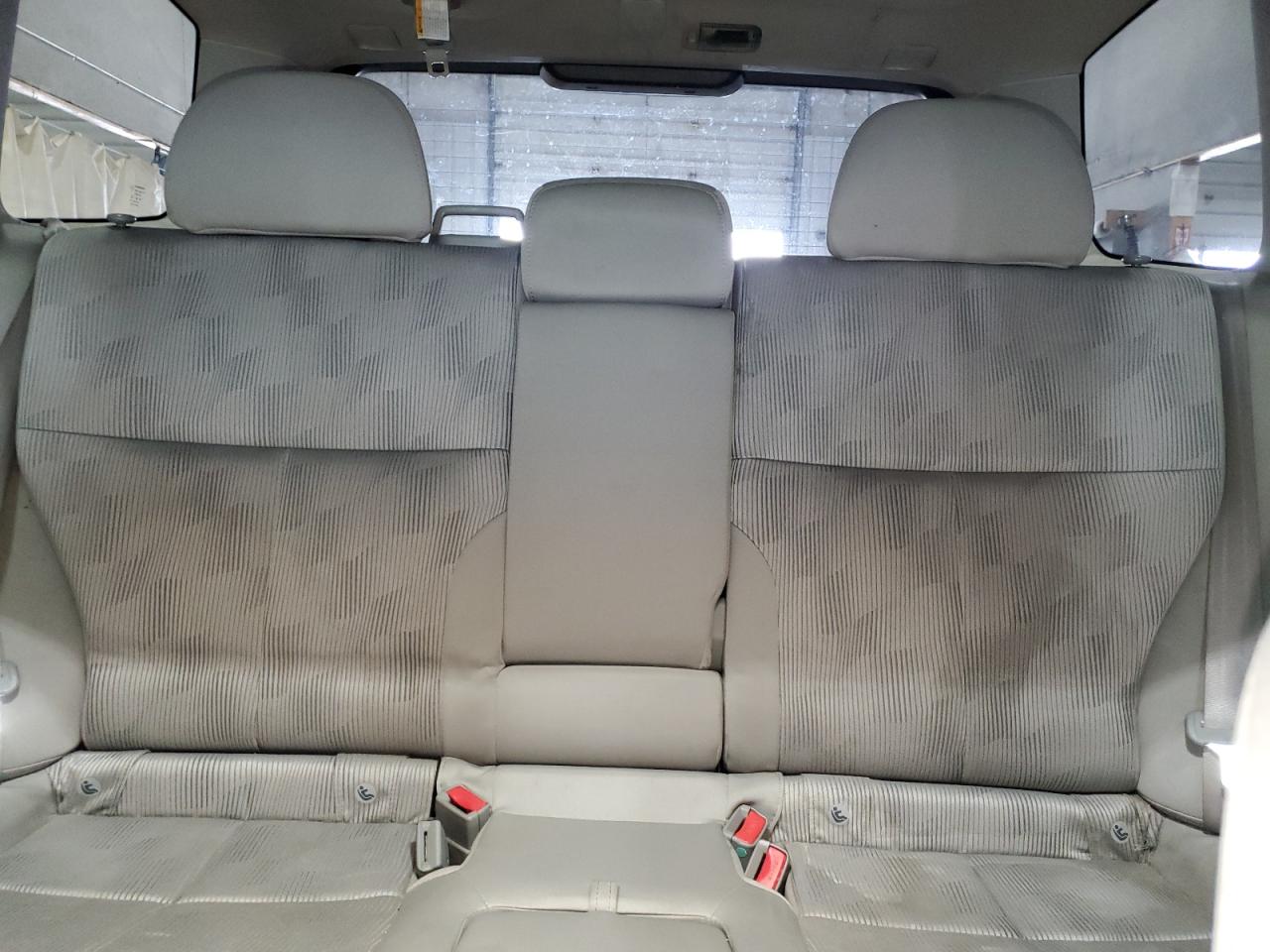 2010 Subaru Forester - Image 10