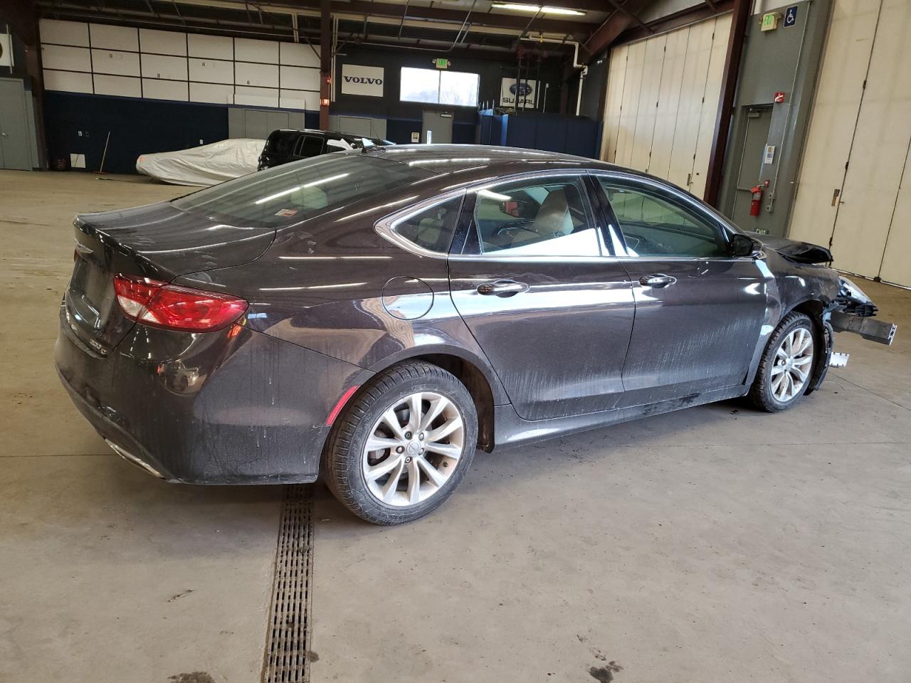 2015 Chrysler 200 - Image 3