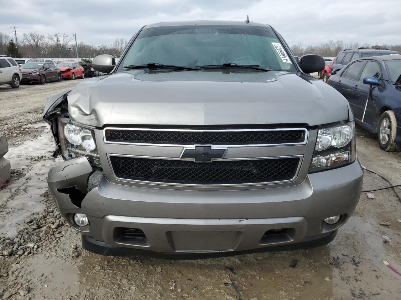 2009 Chevrolet Suburban - Image 5