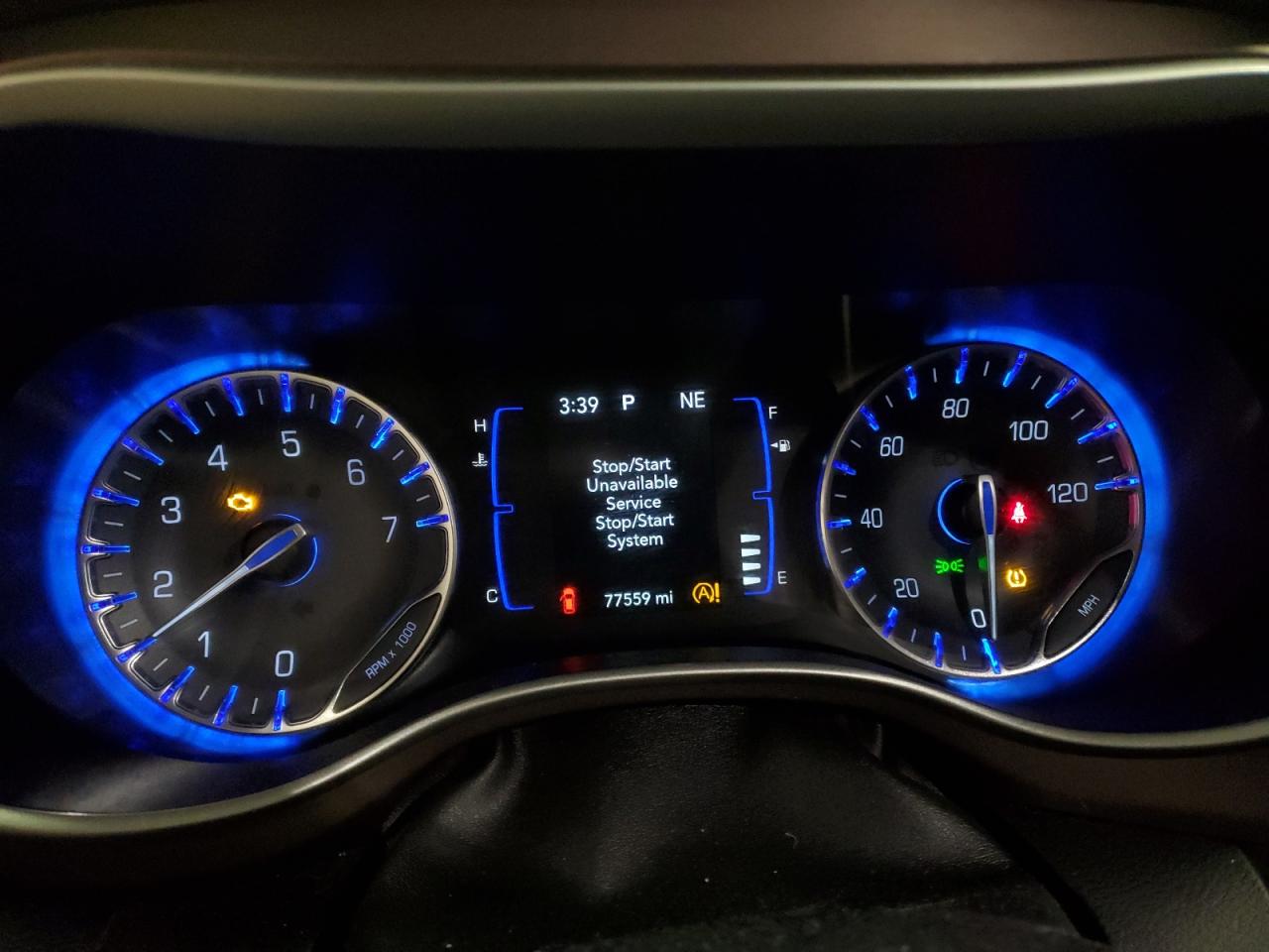 2021 Chrysler Voyager - Image 9