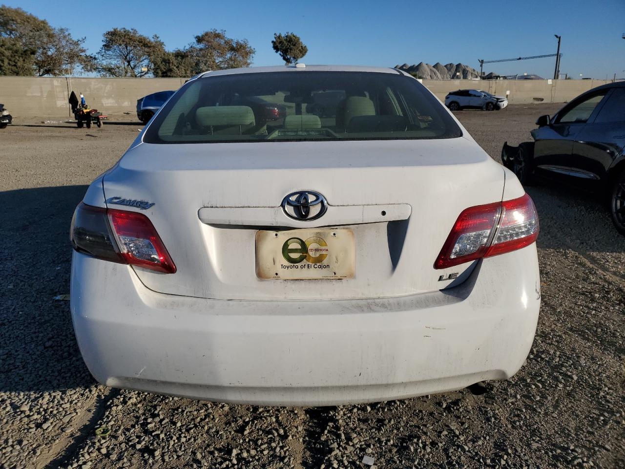 2010 Toyota Camry - Image 6