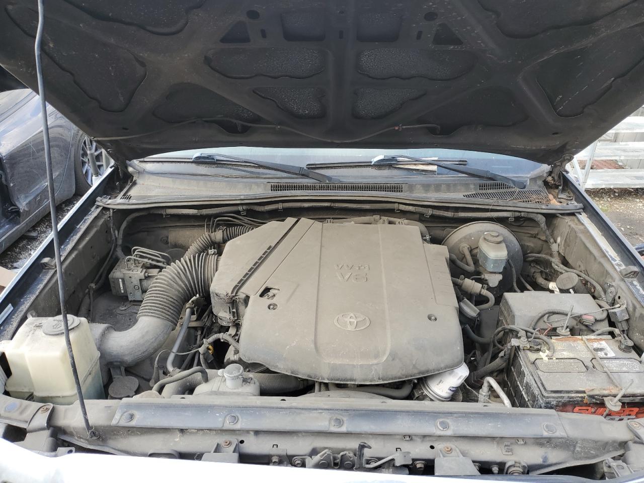 2006 Toyota Tacoma - Image 11