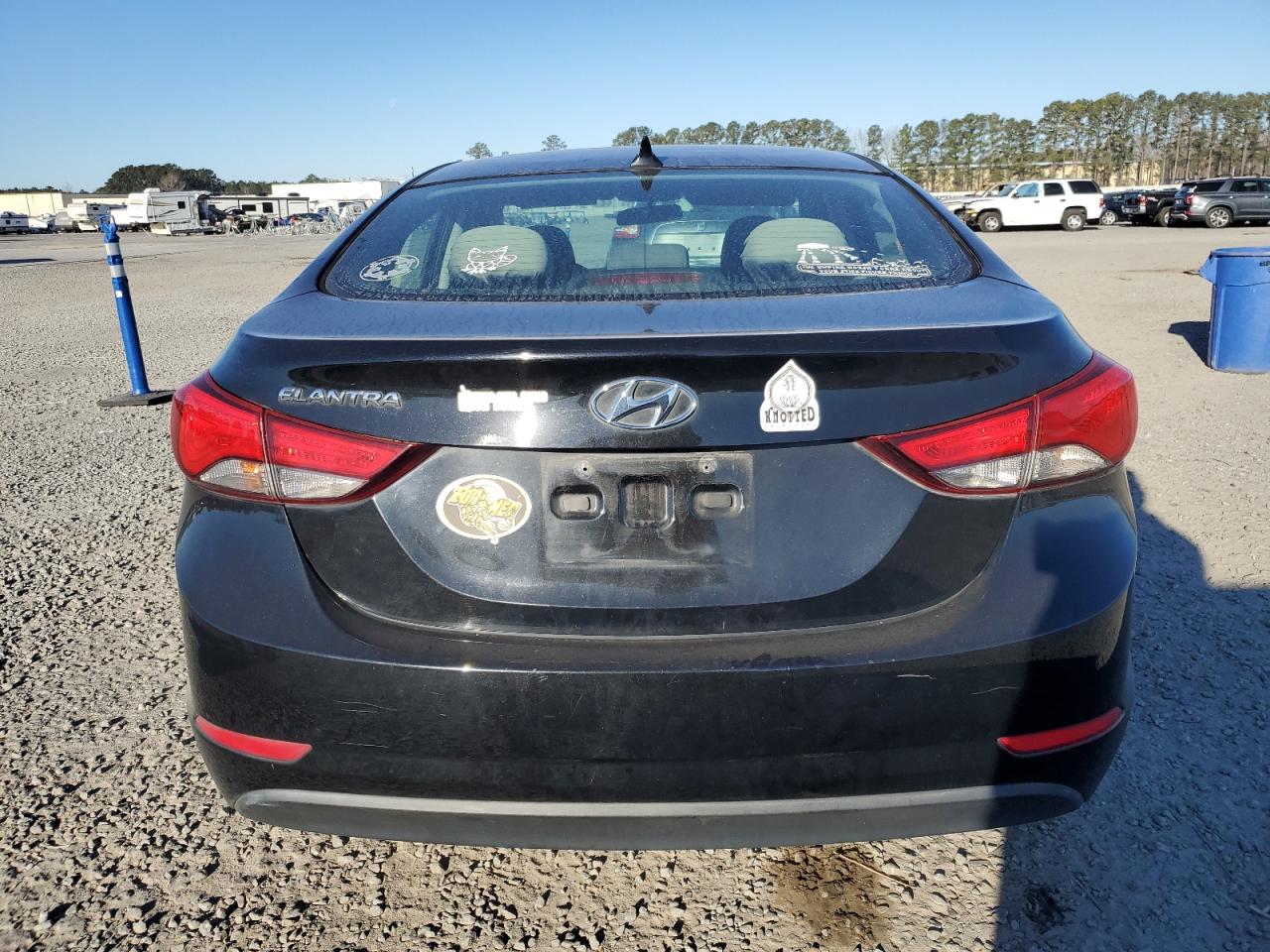 2015 Hyundai Elantra - Image 6