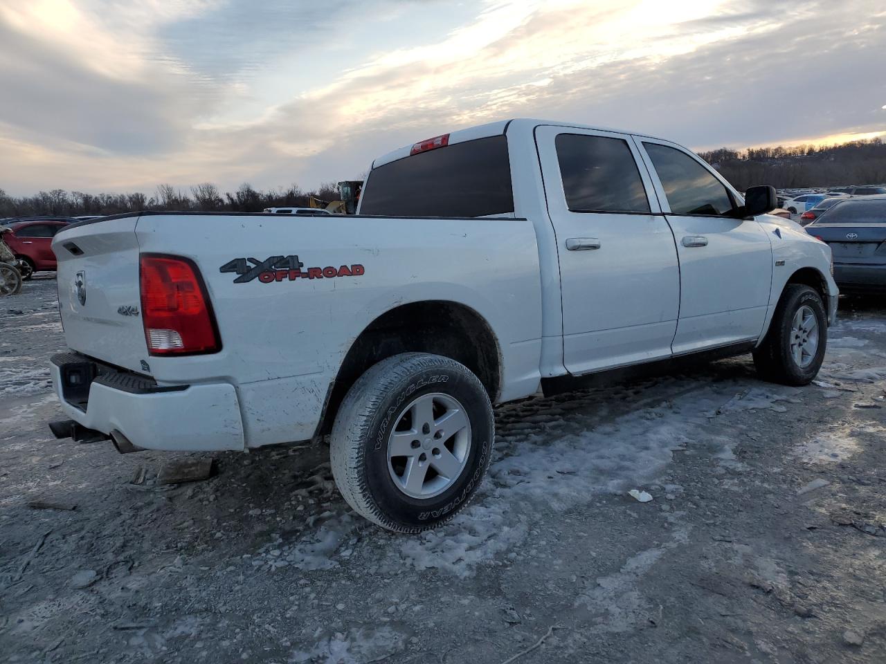 2017 RAM 1500 - Image 3