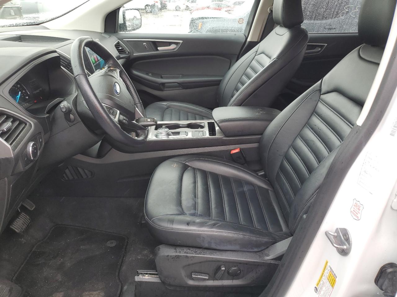 2023 Ford Edge - Image 7