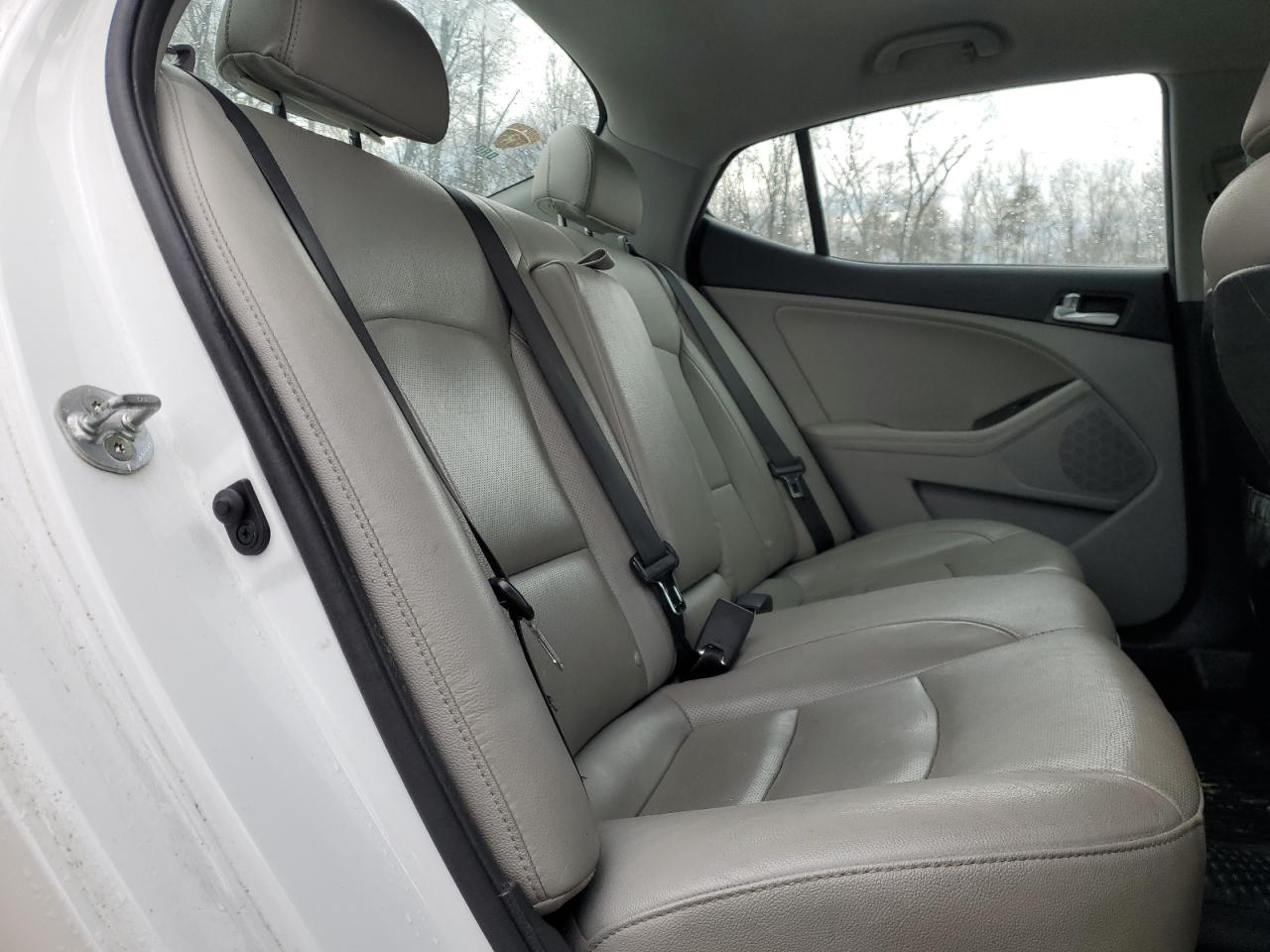 2015 Kia Optima - Image 10