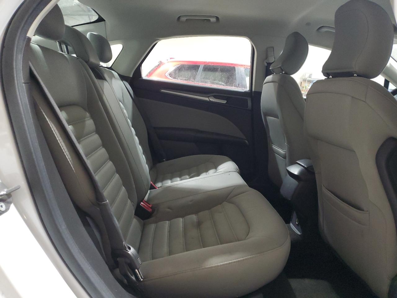 2015 Ford Fusion - Image 10