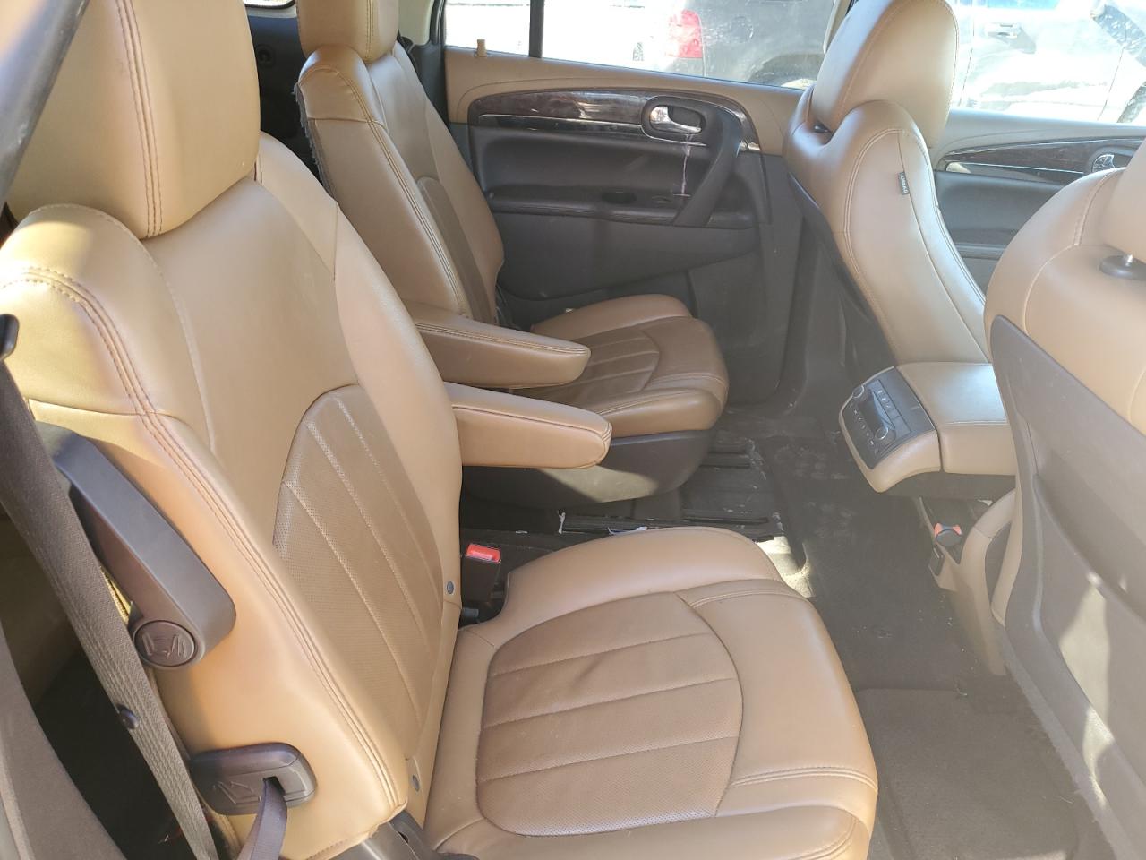 2016 Buick Enclave - Image 12