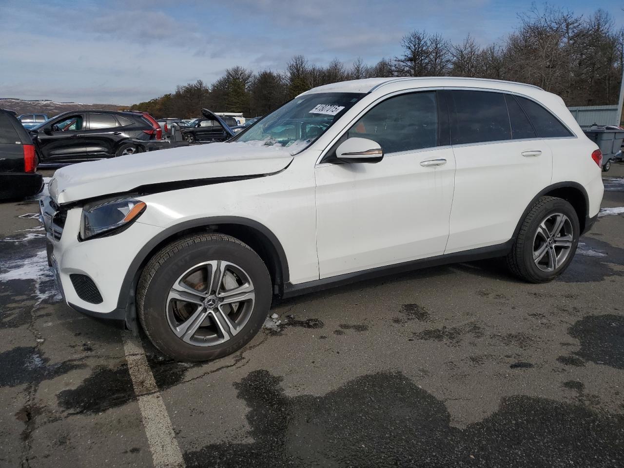 2019 Mercedes-Benz GLC - Image 1