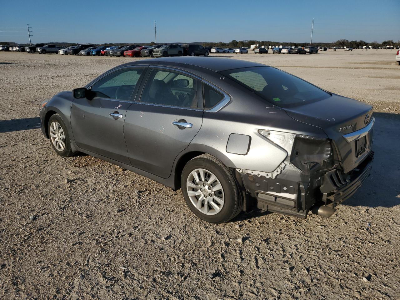 2014 Nissan Altima - Image 2