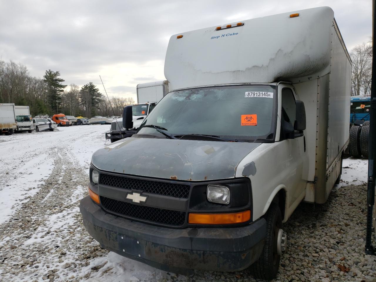 2008 Chevrolet Express G3500  იყიდება West Warren-ში, MA - Burn - Interior