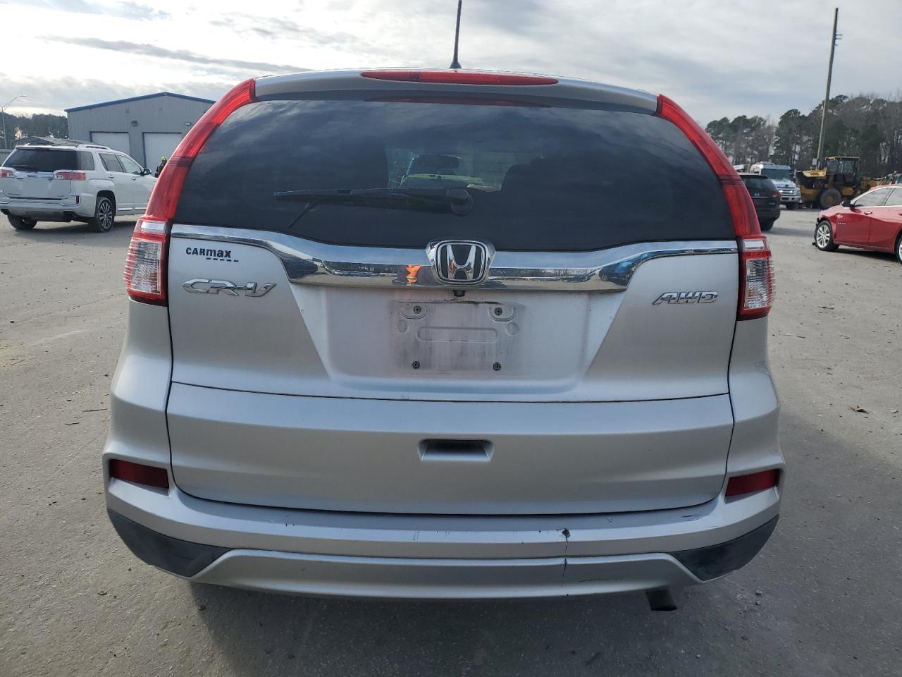 2015 Honda CR-V - Image 6