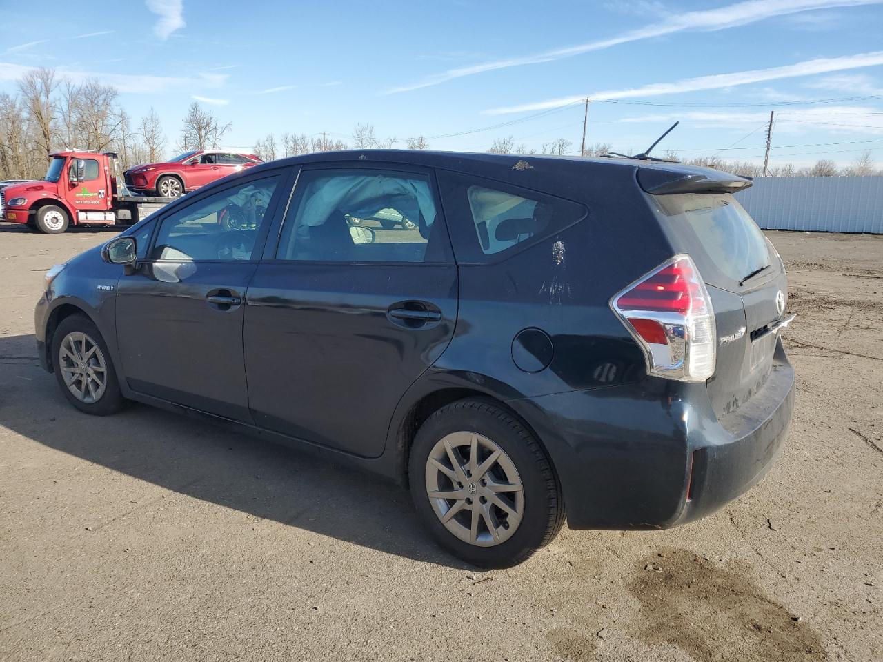 2017 Toyota Prius - Image 2