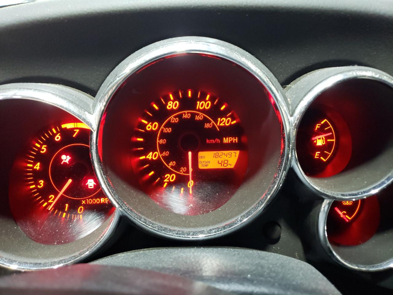 2003 Pontiac Vibe - Image 9