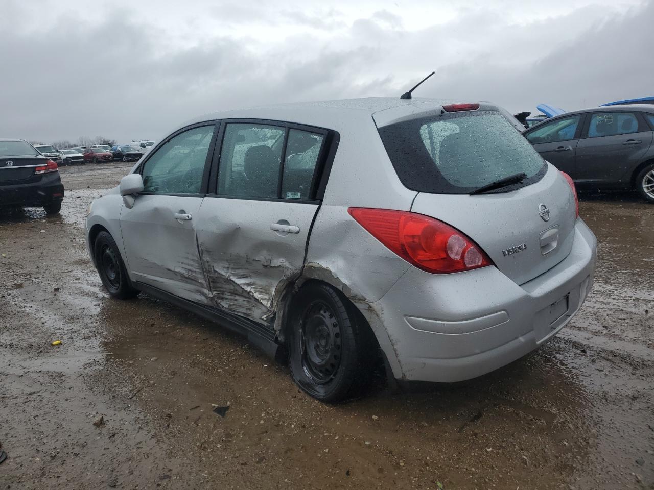 2012 Nissan Versa - Image 2