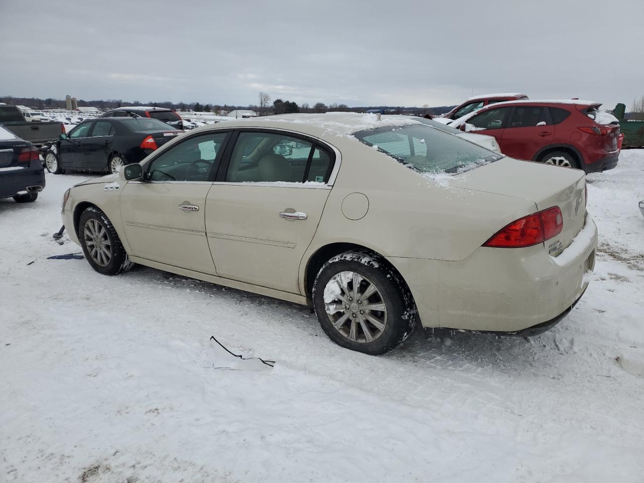 2010 Buick Lucerne - Image 2
