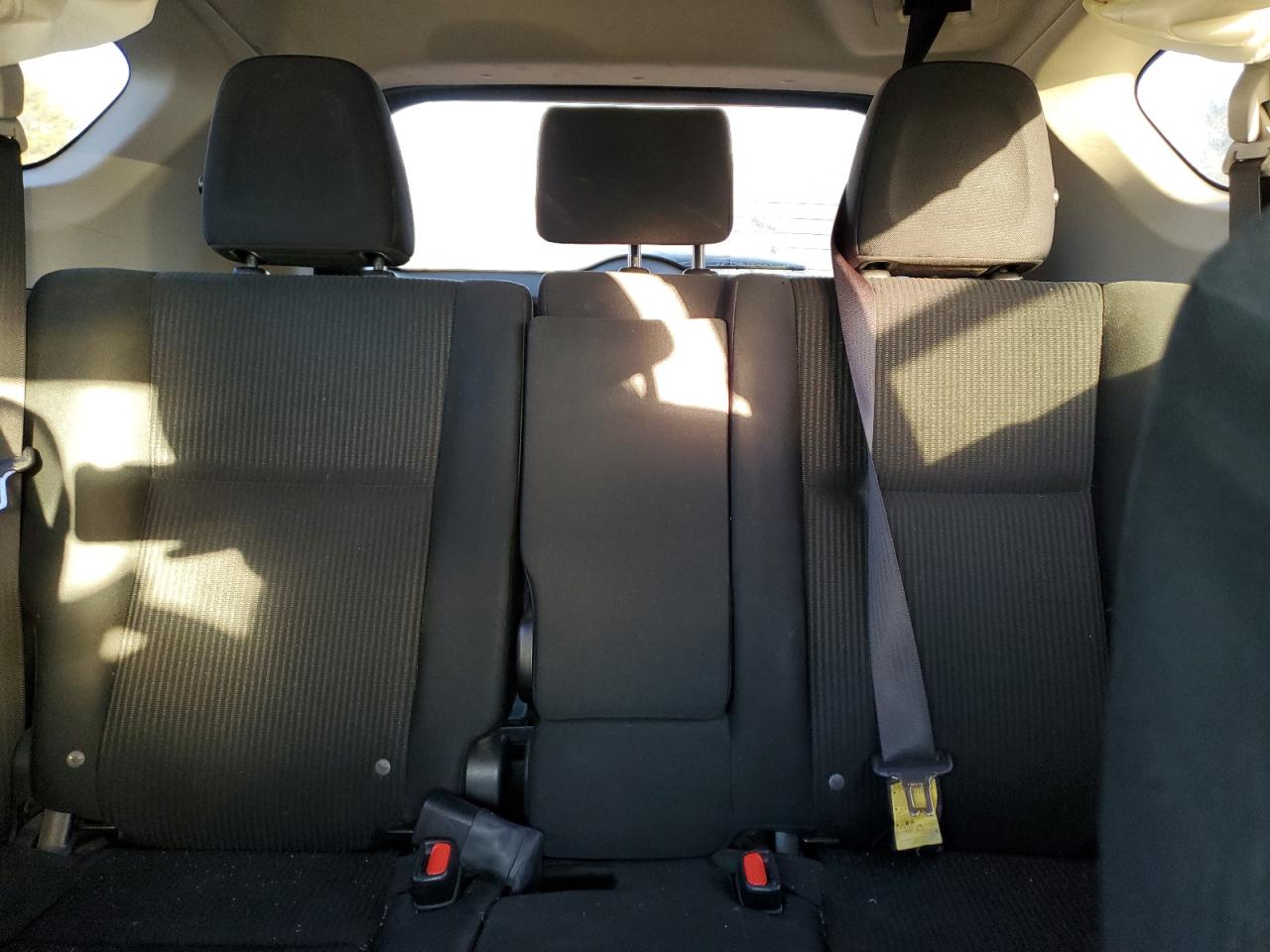 2018 Toyota RAV 4 - Image 10